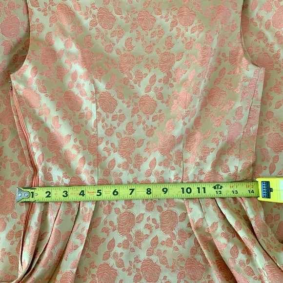 Hand Crafted Vintage 1960’s-1970’s Gold & Coral Brocade Dress - Picture 6 of 6